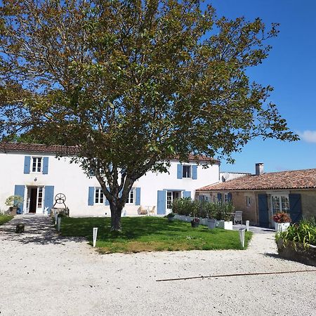 Bed and Breakfast Campagne Ocean Montroy Экстерьер фото