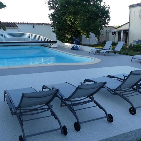 Bed and Breakfast Campagne Ocean Montroy Экстерьер фото