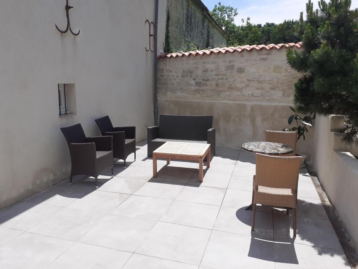 Bed and Breakfast Campagne Ocean Montroy Экстерьер фото